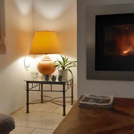 1 Chambre Double "Le Devenir" Saint-Julien-les-Villas Buitenkant foto